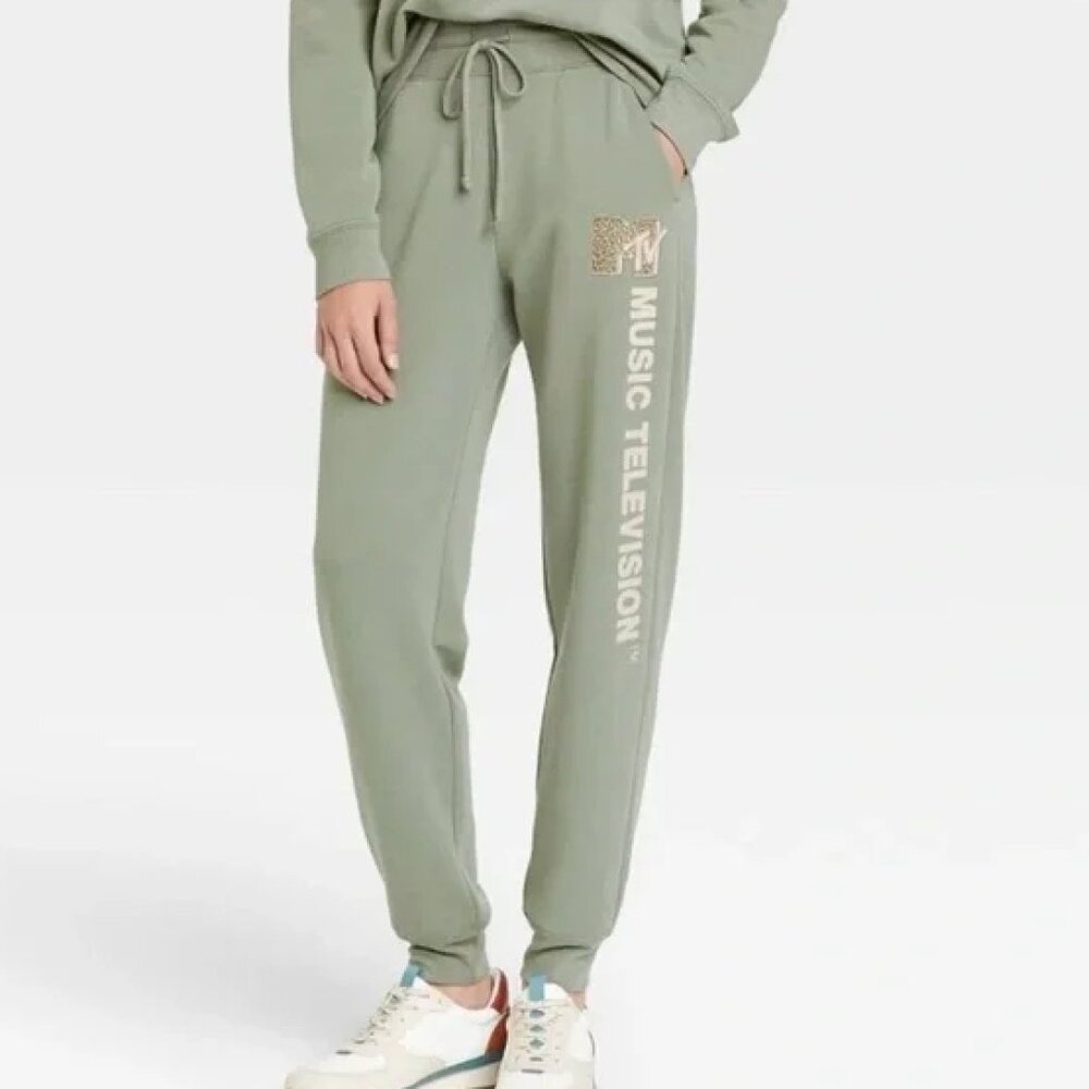 MTV Sage Green & Leopard Comfy Pajama Set